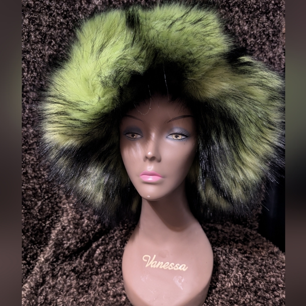 Green and Black Faux Fur Hooded Trim